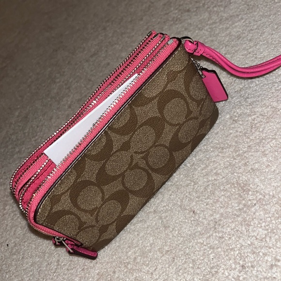 COACH Double Zip Wallet Signature Brown/Pink *LIKE NEW!!* - Picture 2 of 2